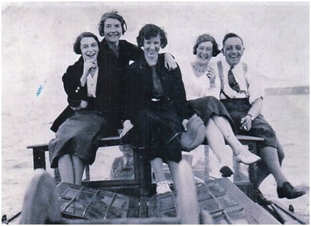 Photo of Allan’s staff c. 1945. with Andrew Allan Jnr. on the right of the picture.