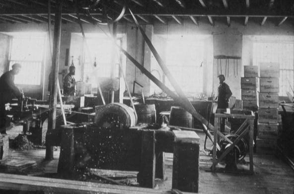 Box Manufacturing and Repair Workshop