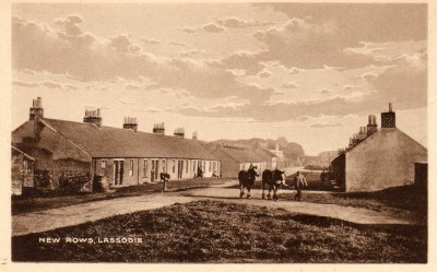 Old Picture Postcard of Lassodie, New Rows