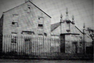 Photo of McLean School in Golfdrum Street