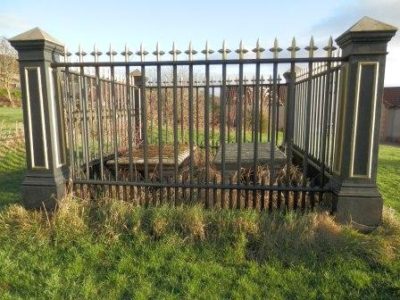 Photo of Erskine grave-site with Margaret Halcro's grave shown to left - George Robertson