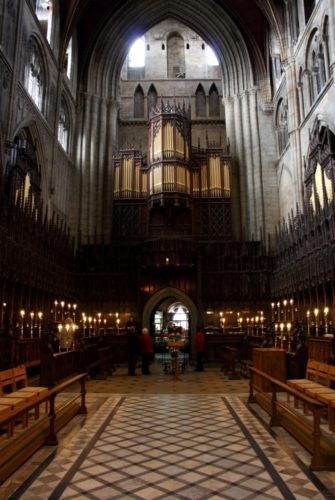 Photo of the interior of Ripon Cathedral